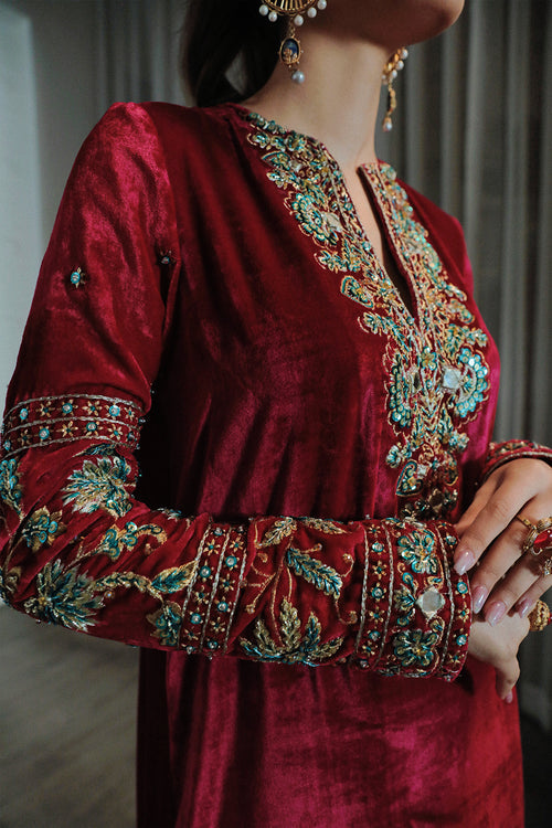 Saira Rizwan | Riona Luxury Formals | Julie by Saira Rizwan - Designer Dress - Type: Ladies Clothes - Available at Libayah - 100% Original