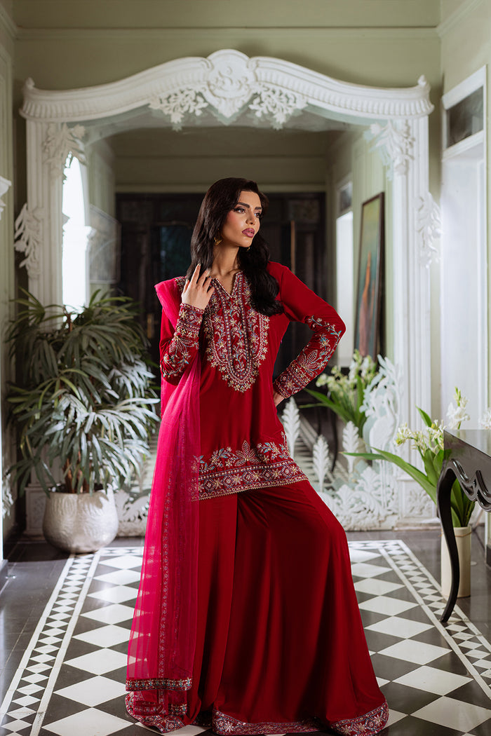 Saira Rizwan | Velvet Pret 25 | SHIREEN-SRVP25-04 by Saira Rizwan - Designer Dress - Type : Ladies Clothes - Available at Libayah - 100% Original 