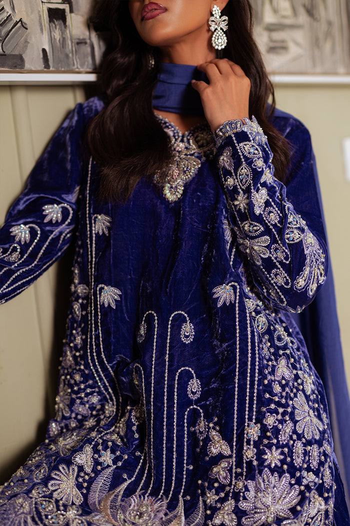Saira Rizwan | Velvet Pret 25 | ZARREEN-SRVP25-02 by Saira Rizwan - Designer Dress - Type : Ladies Clothes - Available at Libayah - 100% Original 