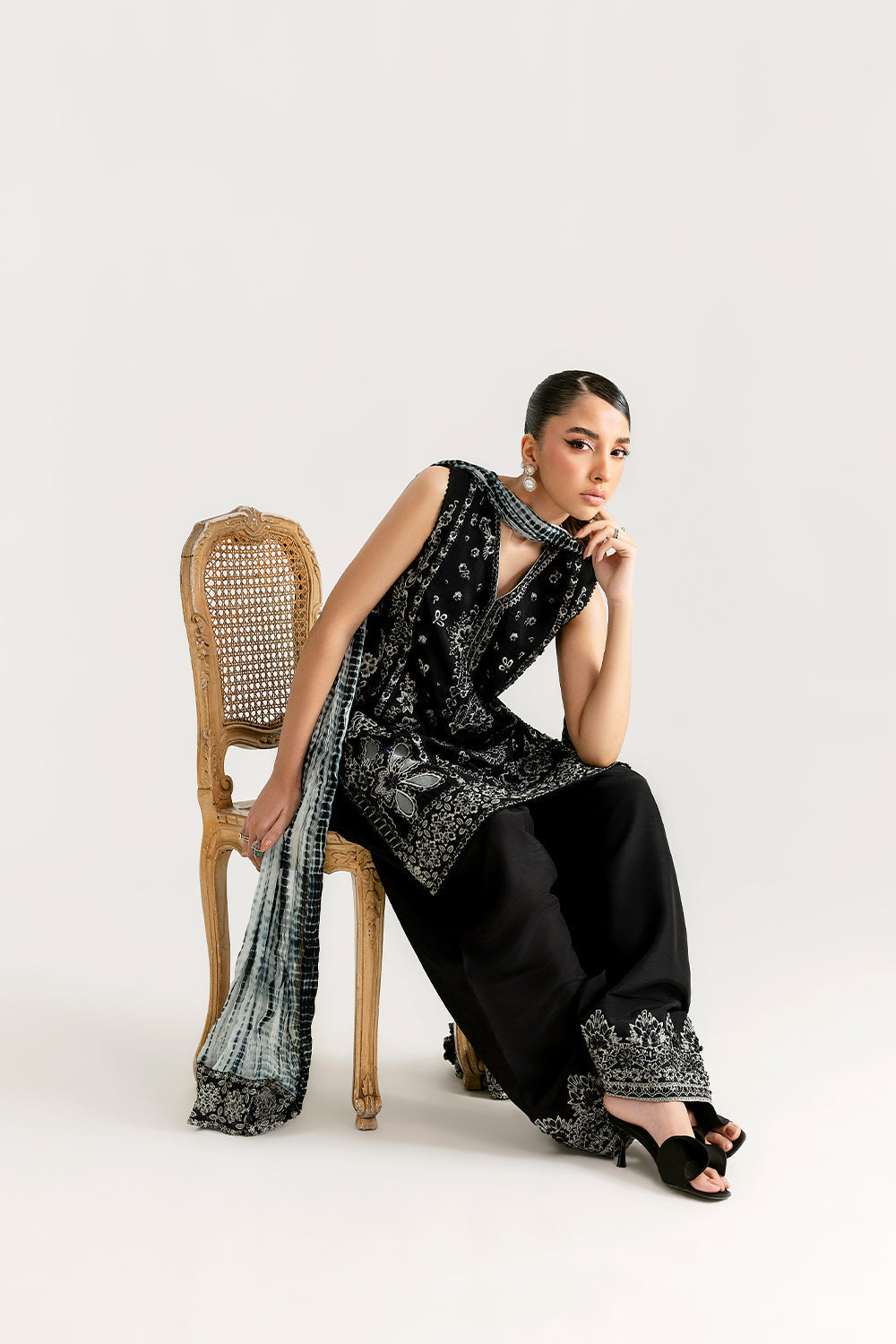 Saira Rizwan | Silk Luxe 26 | MEHER-SRLSP-26-01 by Saira Rizwan - Designer Dress  - Type : Ladies Clothes - Available at Libayah - 100% Original 