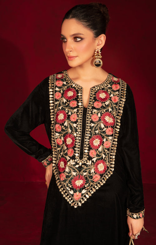 Maya | Raazi Velvet 24 | ZEEST by Maya - Designer Dress - Type: Ladies Clothes - Available at Libayah - 100% Original