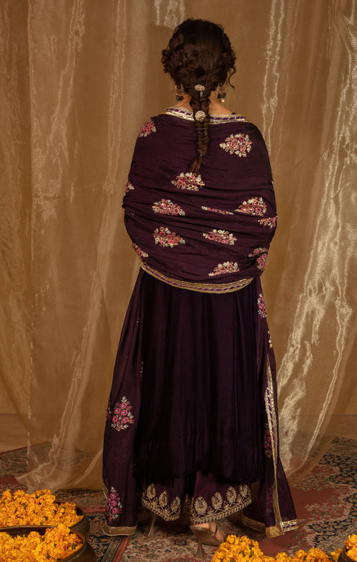 Maya | Raazi Velvet 24 | IBAARAT by Maya - Designer Dress - Type: Ladies Clothes - Available at Libayah - 100% Original