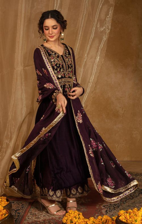 Maya | Raazi Velvet 24 | IBAARAT by Maya - Designer Dress - Type: Ladies Clothes - Available at Libayah - 100% Original