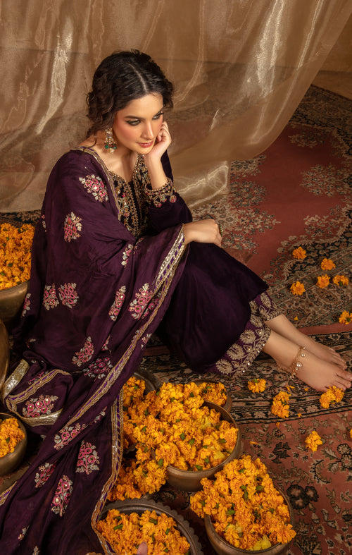 Maya | Raazi Velvet 24 | IBAARAT by Maya - Designer Dress - Type: Ladies Clothes - Available at Libayah - 100% Original