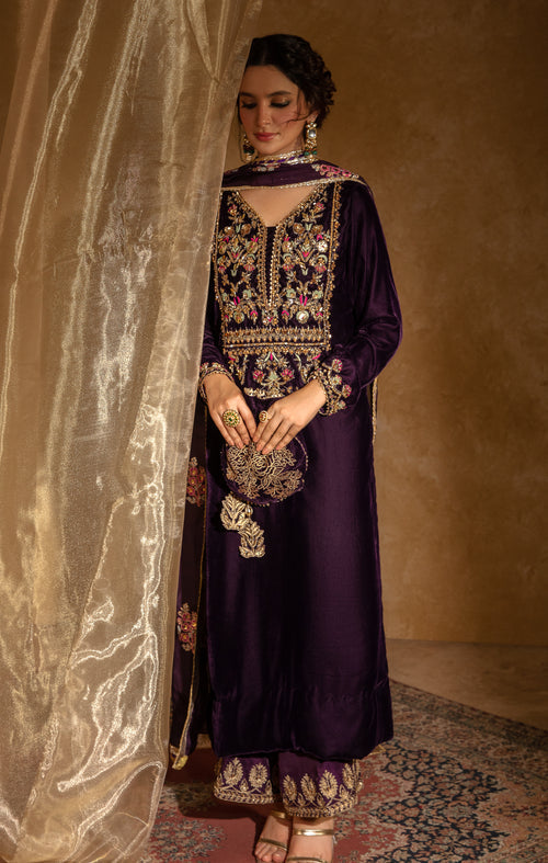 Maya | Raazi Velvet 24 | IBAARAT by Maya - Designer Dress - Type: Ladies Clothes - Available at Libayah - 100% Original