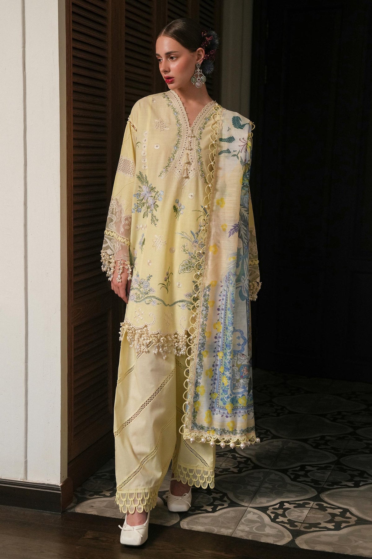 Sana Safinaz | Luxury Lawn 25 | L251-010A-3DI by Sana Safinaz - Designer Dress - Type: Ladies Clothes - Available at Libayah - 100% Original
