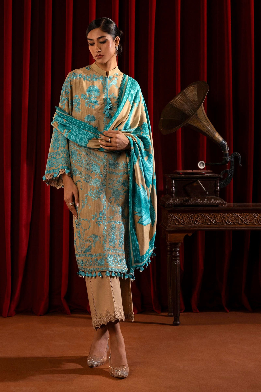 Sana Safinaz | Muzlin Winter 2024 |  M243-001A-3CO by Sana Safinaz - Designer Dress - Type: Ladies Clothes - Available at Libayah - 100% Original