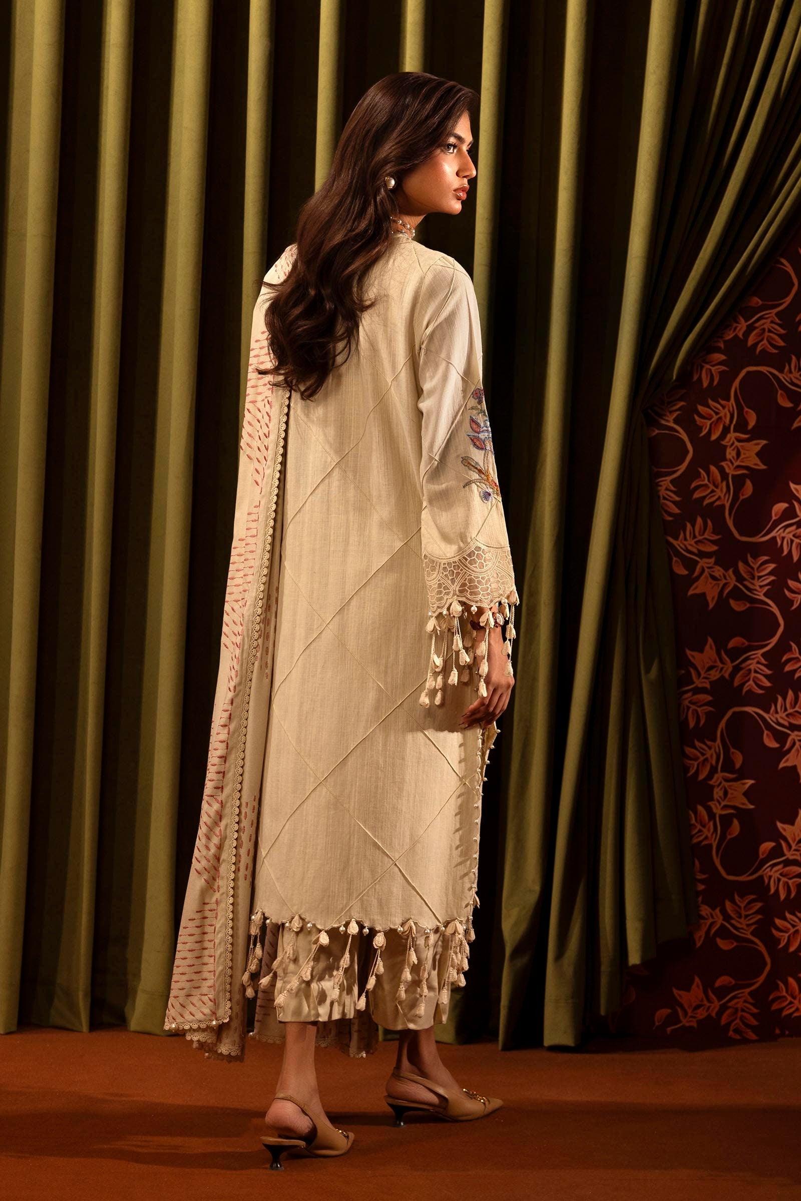 Sana Safinaz | Muzlin Winter 2024 | M243-009A-3CP by Sana Safinaz - Designer Dress - Type: Ladies Clothes - Available at Libayah - 100% Original