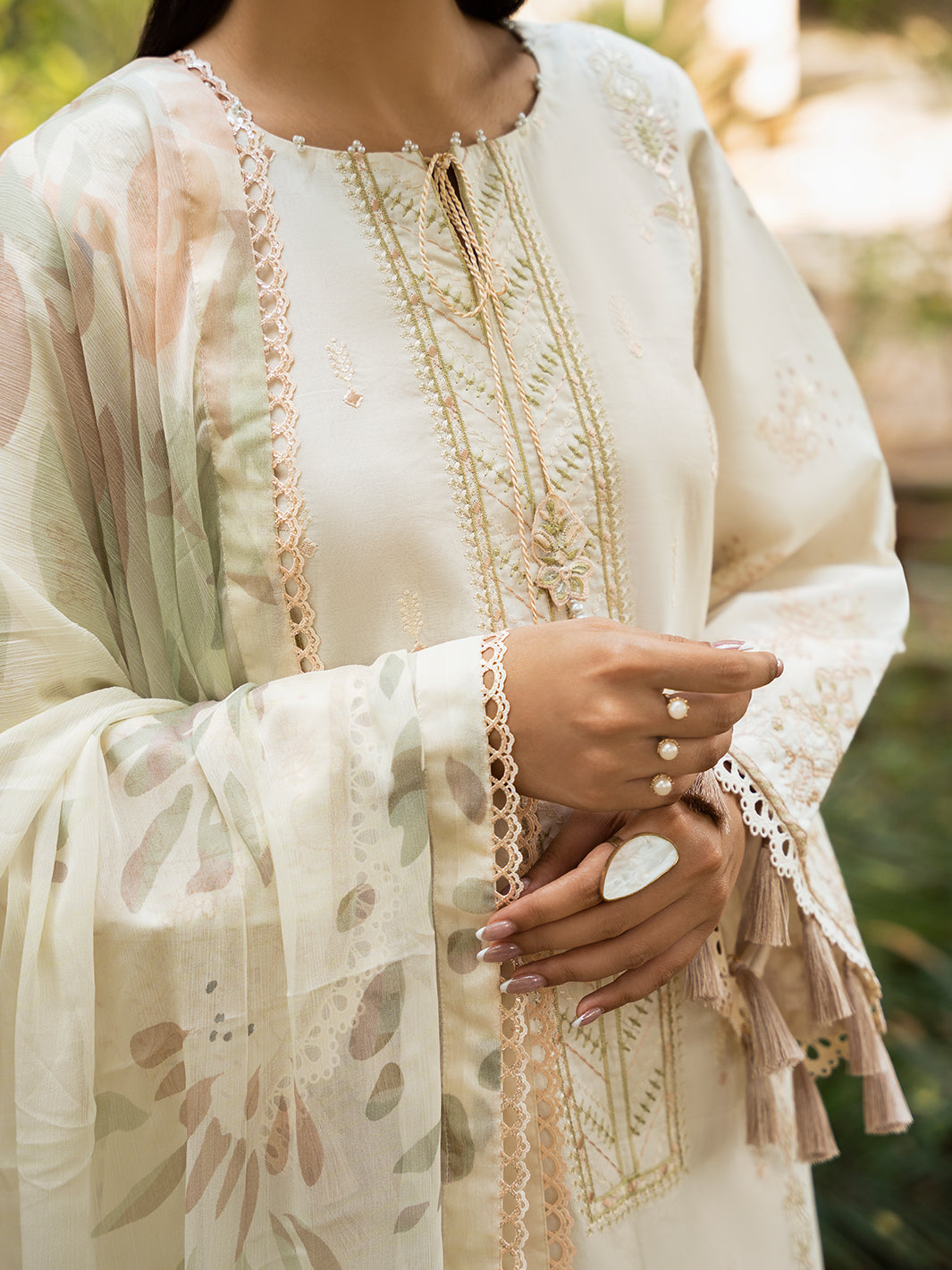 Izel | Dastak Luxury Lawn | MAAHAY by Izel - Designer Dress - Type: Ladies Clothes - Available at Libayah - 100% Original