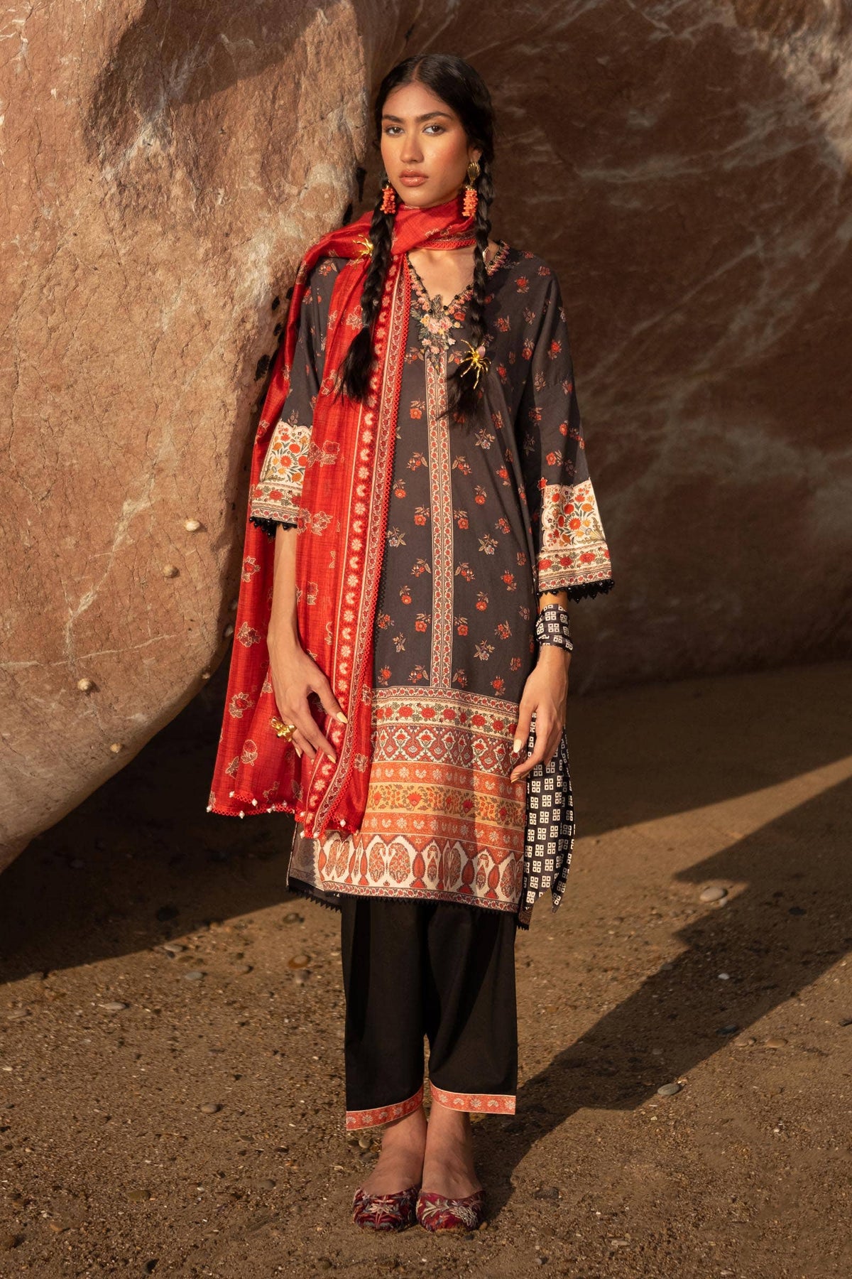 Sana Safinaz | Mahay Spring 24 | H241-017A-2BK by Sana Safinaz - Designer Dress - Type: Ladies Clothes - Available at Libayah - 100% Original