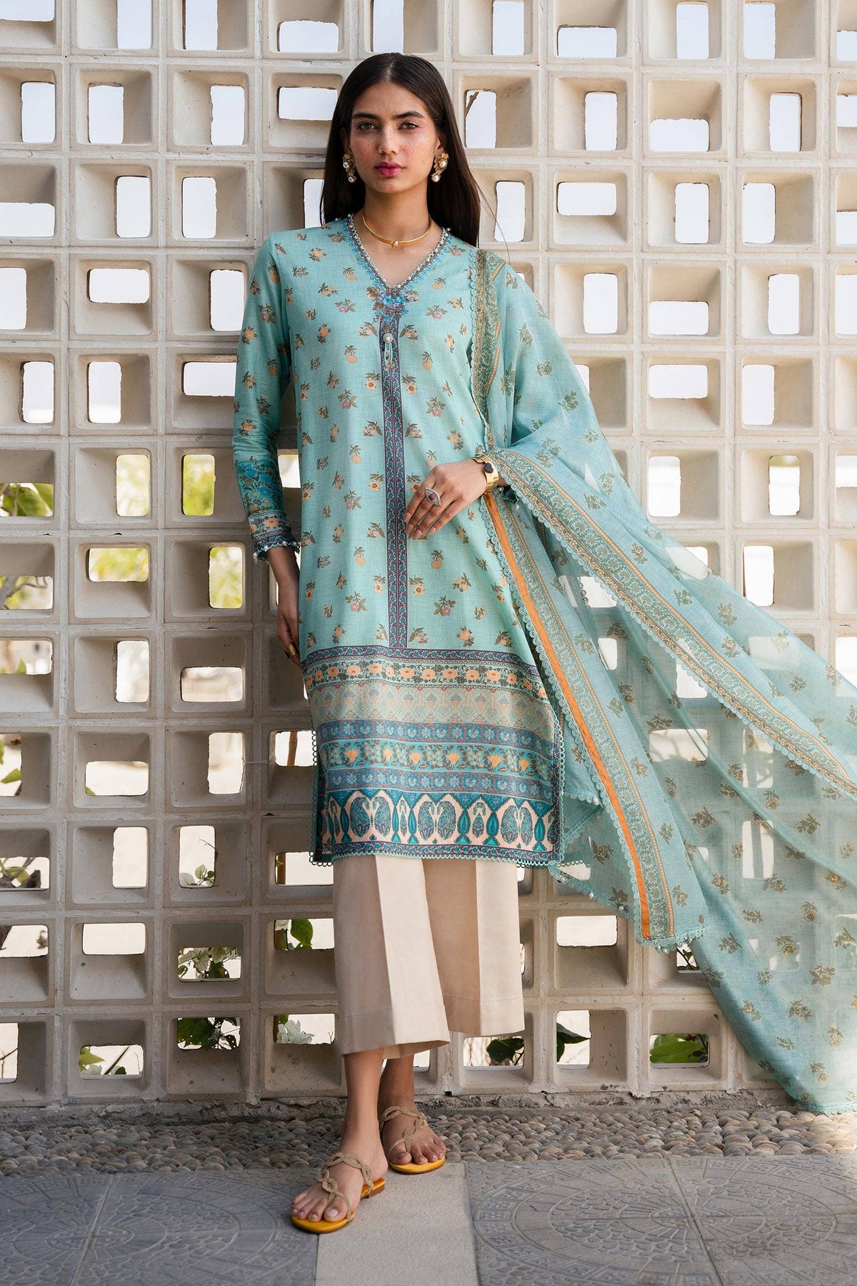 Sana Safinaz | Mahay Spring 24 | H241-017B-2BK by Sana Safinaz - Designer Dress - Type: Ladies Clothes - Available at Libayah - 100% Original