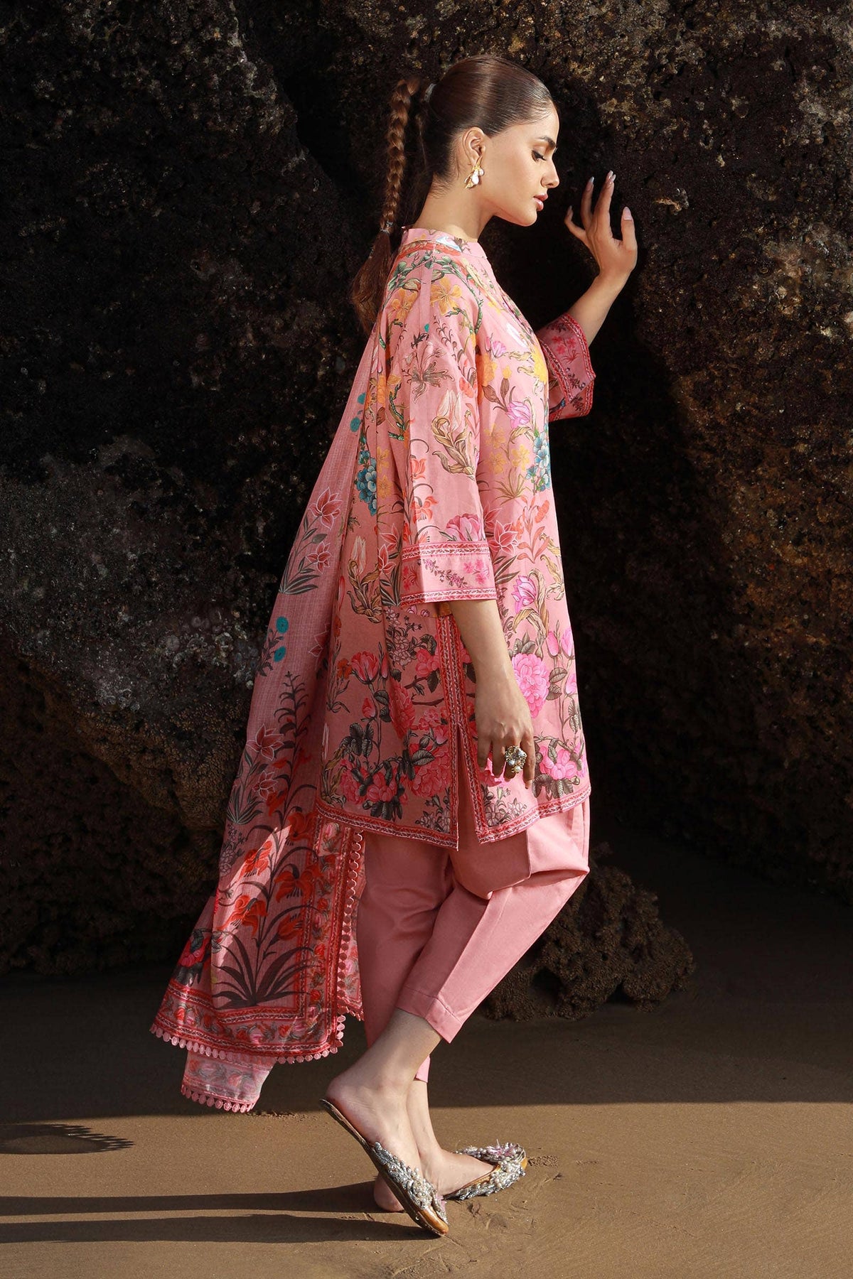Sana Safinaz | Mahay Spring 24 | H241-019A-3CS by Sana Safinaz - Designer Dress - Type: Ladies Clothes - Available at Libayah - 100% Original