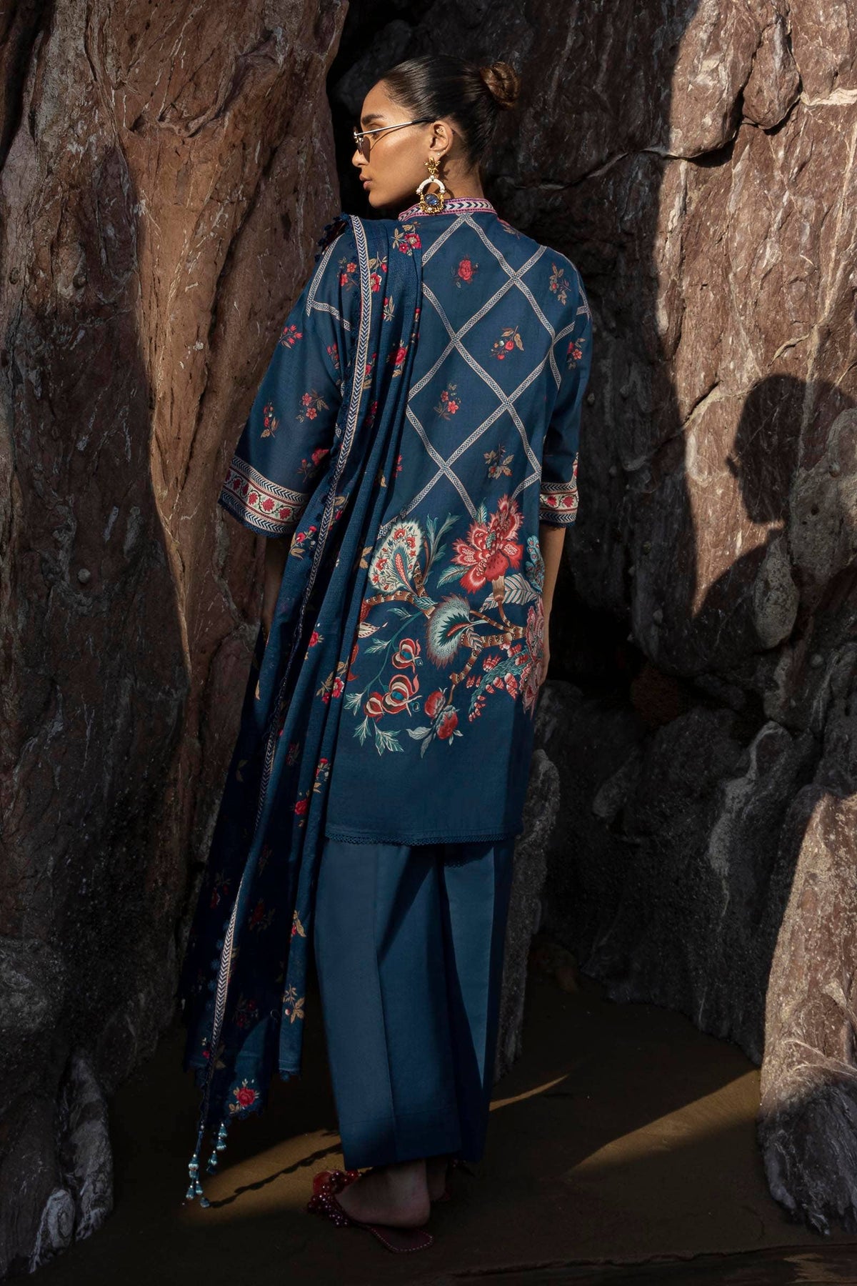 Sana Safinaz | Mahay Spring 24 | H241-020B-3CG by Sana Safinaz - Designer Dress - Type: Ladies Clothes - Available at Libayah - 100% Original