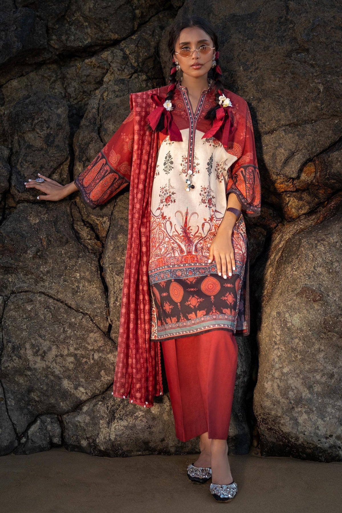 Sana Safinaz | Mahay Spring 24 | H241-021A-3DE by Sana Safinaz - Designer Dress - Type: Ladies Clothes - Available at Libayah - 100% Original