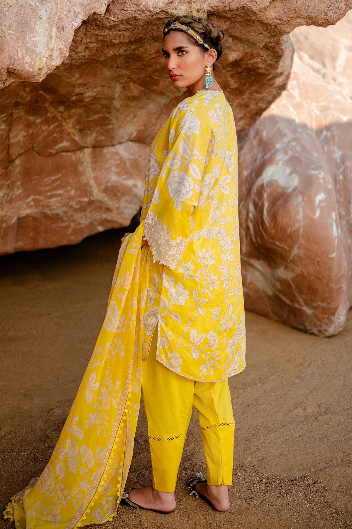 Sana Safinaz | Mahay Spring 24 | H241-001A-3CI by Sana Safinaz - Designer Dress - Type: Ladies Clothes - Available at Libayah - 100% Original
