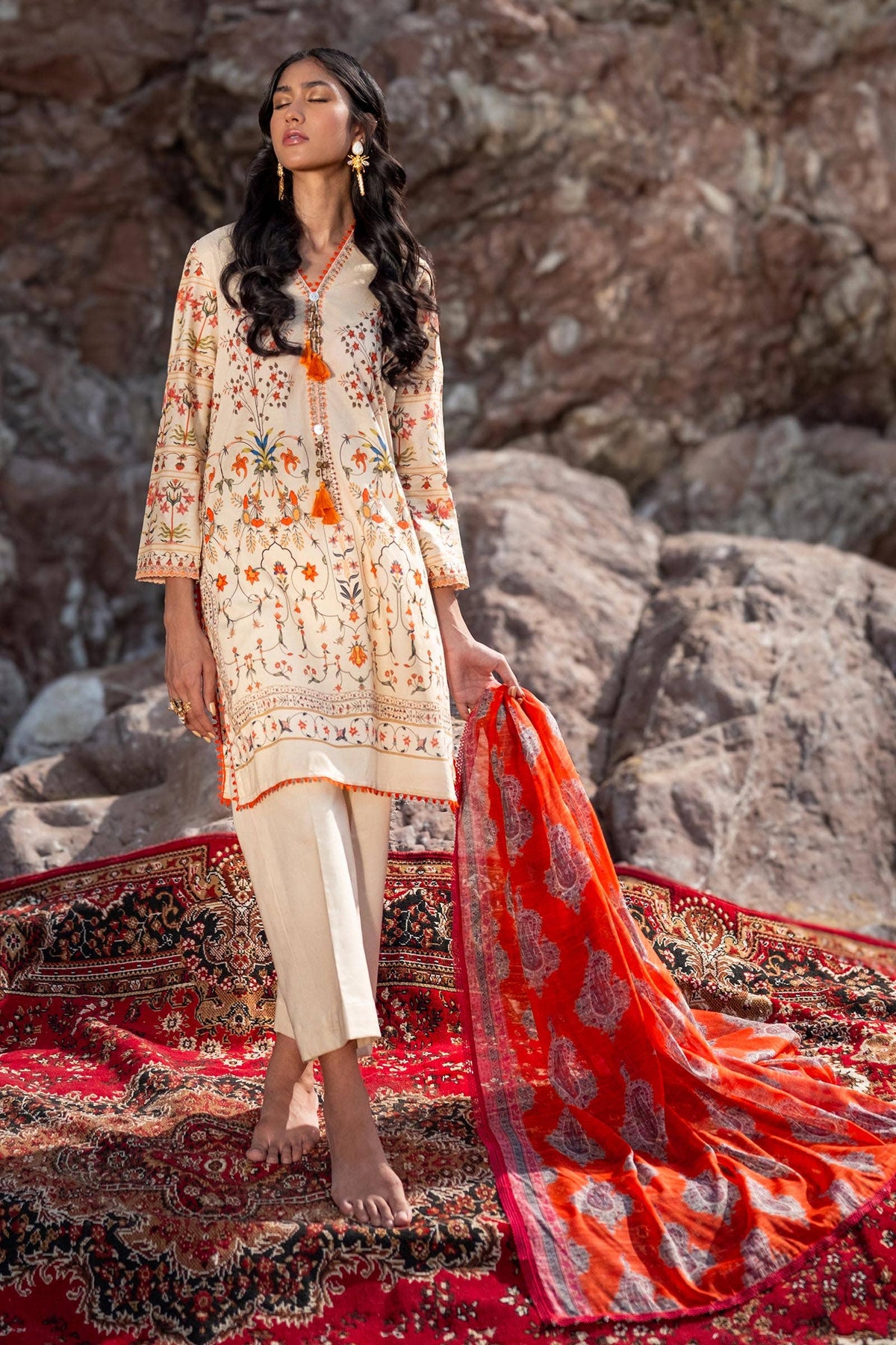 Sana Safinaz | Mahay Spring 24 | H241-023A-2DD by Sana Safinaz - Designer Dress - Type: Ladies Clothes - Available at Libayah - 100% Original