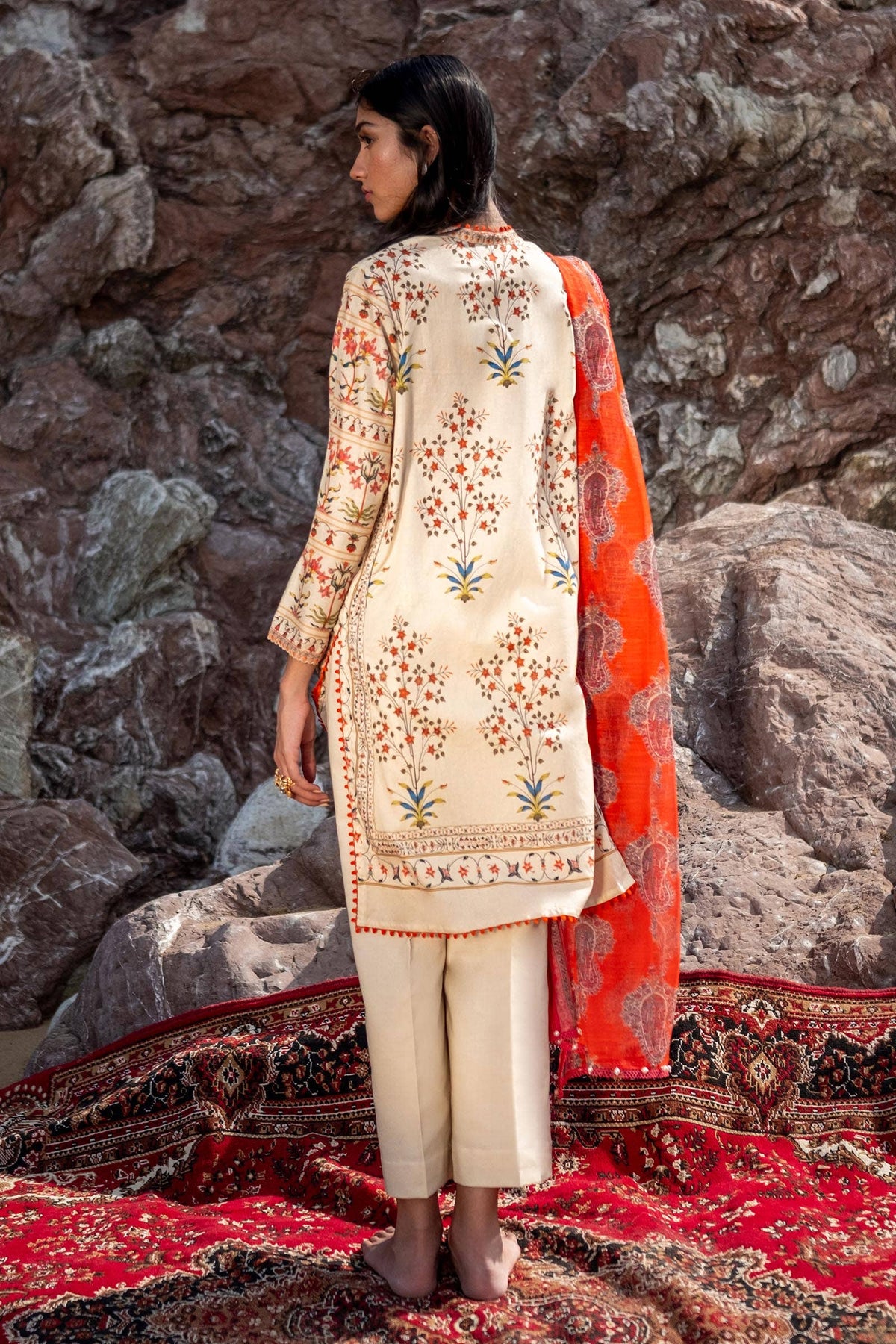 Sana Safinaz | Mahay Spring 24 | H241-023A-2DD by Sana Safinaz - Designer Dress - Type: Ladies Clothes - Available at Libayah - 100% Original