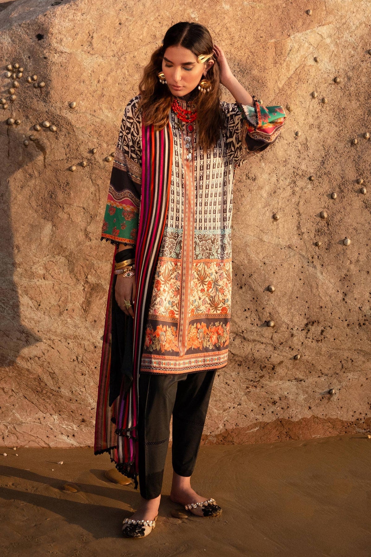 Sana Safinaz | Mahay Spring 24 | H241-024A-2I by Sana Safinaz - Designer Dress - Type: Ladies Clothes - Available at Libayah - 100% Original