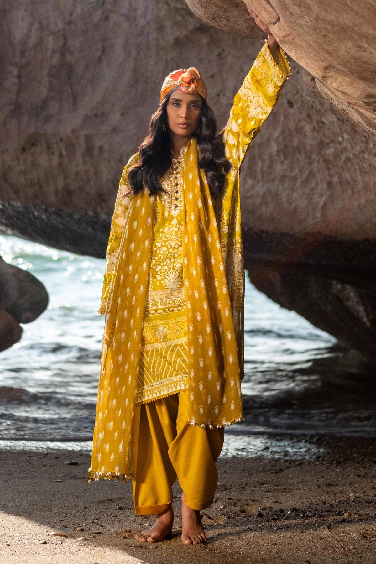 Sana Safinaz | Mahay Spring 24 | H241-005B-3CI by Sana Safinaz - Designer Dress - Type: Ladies Clothes - Available at Libayah - 100% Original