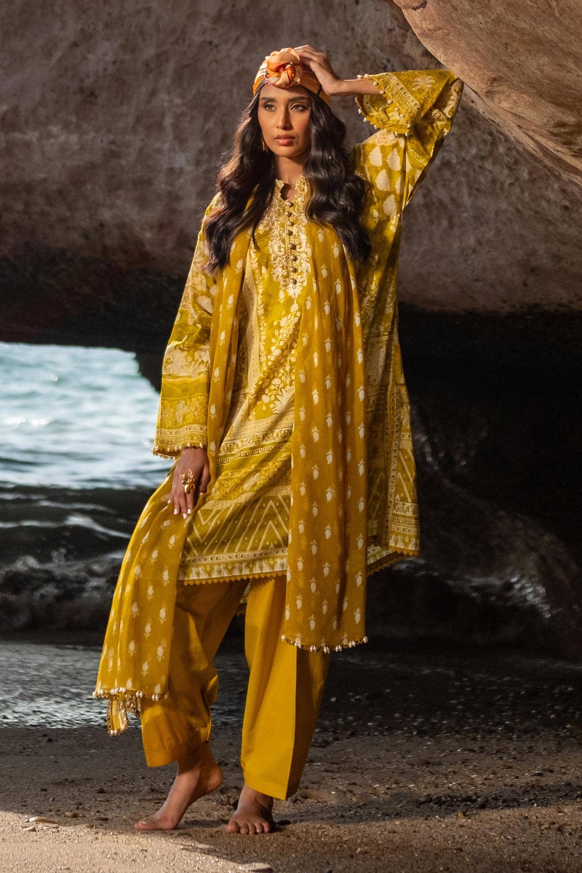 Sana Safinaz | Mahay Spring 24 | H241-005B-3CI by Sana Safinaz - Designer Dress - Type: Ladies Clothes - Available at Libayah - 100% Original