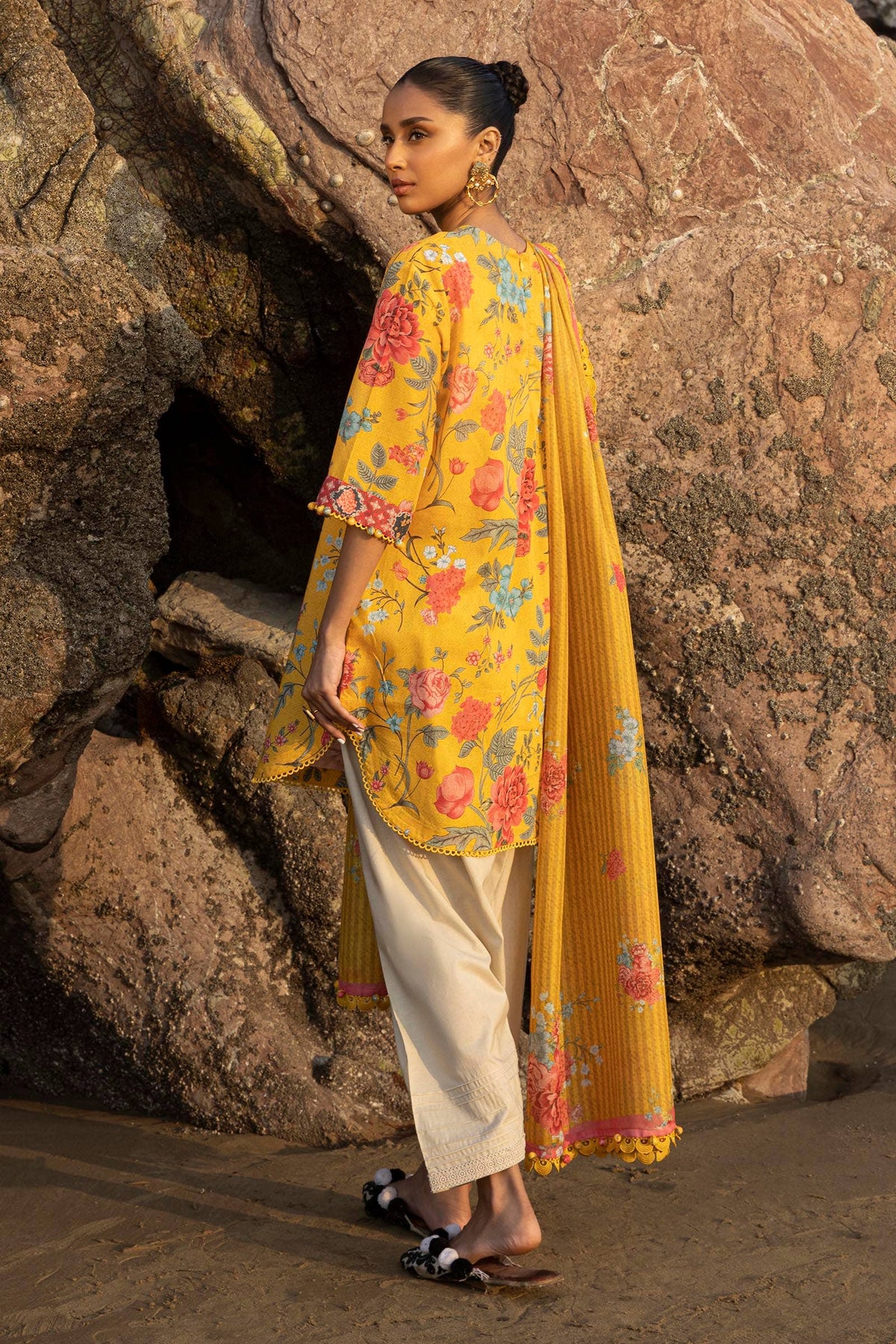 Sana Safinaz | Mahay Spring 24 | H241-007B-2S by Sana Safinaz - Designer Dress - Type: Ladies Clothes - Available at Libayah - 100% Original