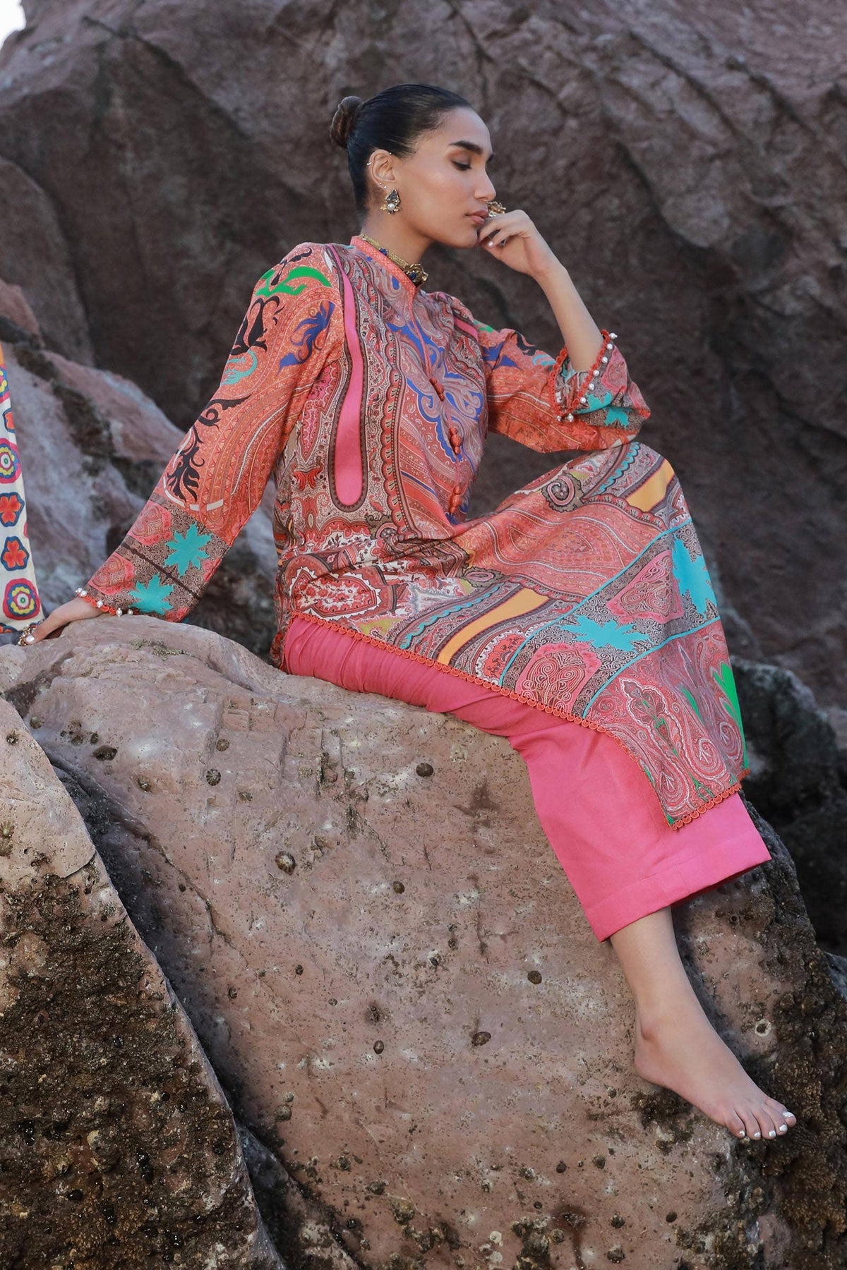 Sana Safinaz | Mahay Spring 24 | H241-012A-2C by Sana Safinaz - Designer Dress - Type: Ladies Clothes - Available at Libayah - 100% Original