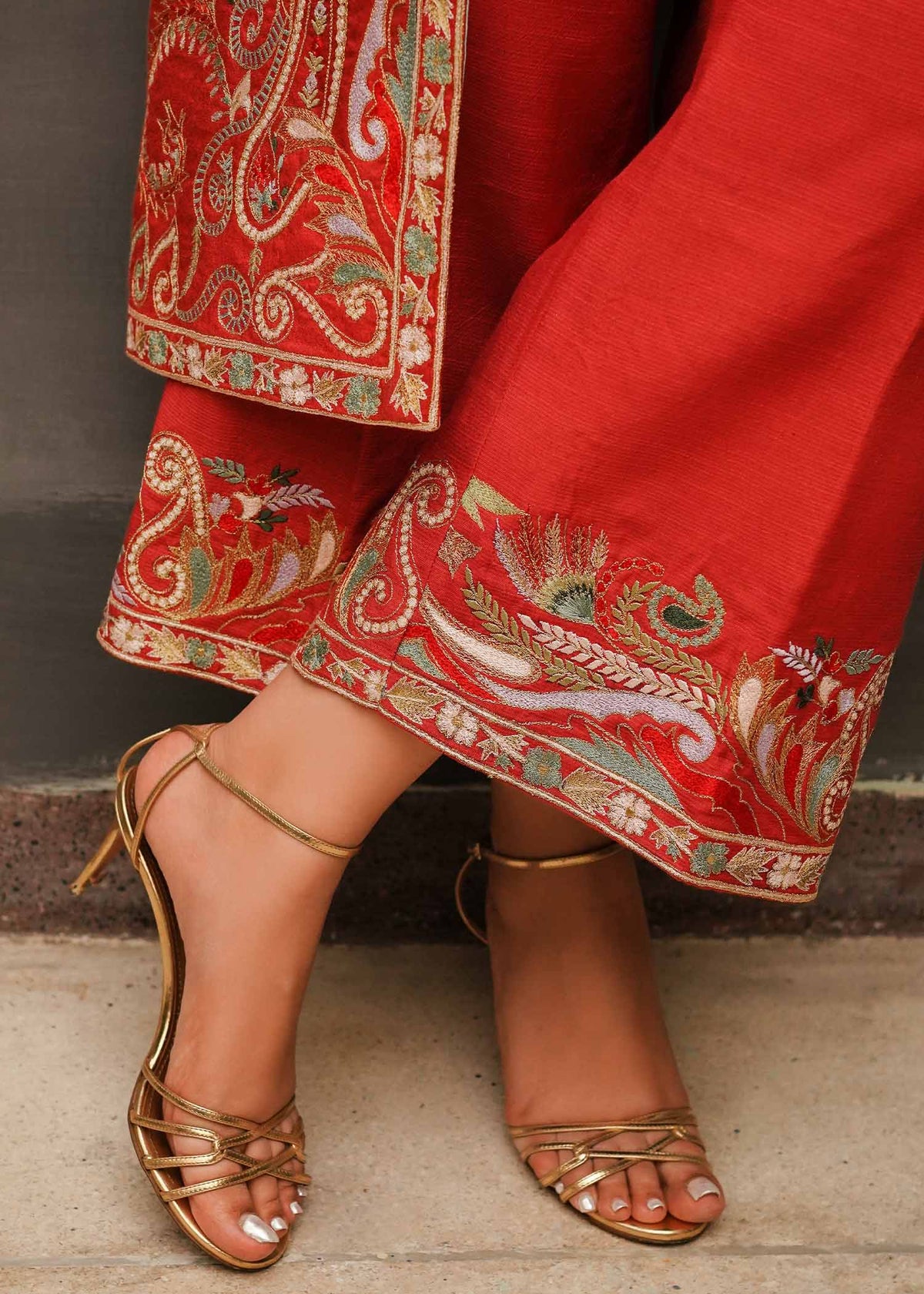 Mahgul | Eid Edit 2024 | Kashmiri Dreams by Mahgul - Designer Dress - Type: Ladies Clothes - Available at Libayah - 100% Original