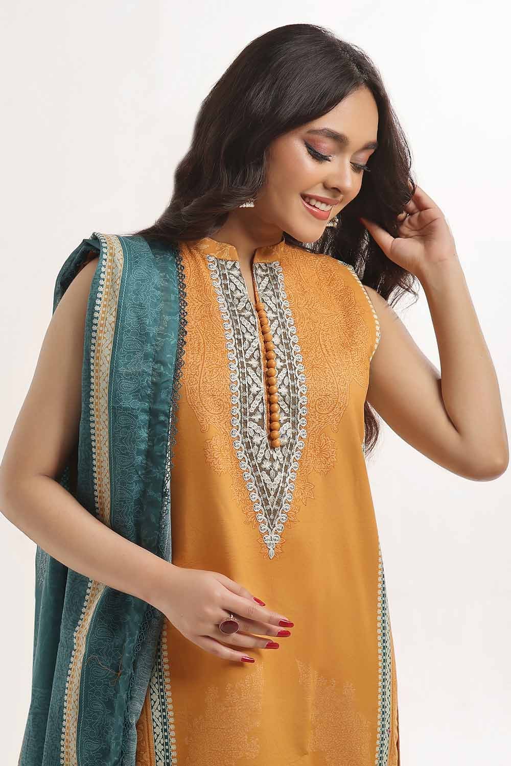 Gul Ahmed | MalMal Collection 24 | ML-42015 by Gul Ahmed - Designer Dress - Type: Luxury - Available at Libayah - 100% Original