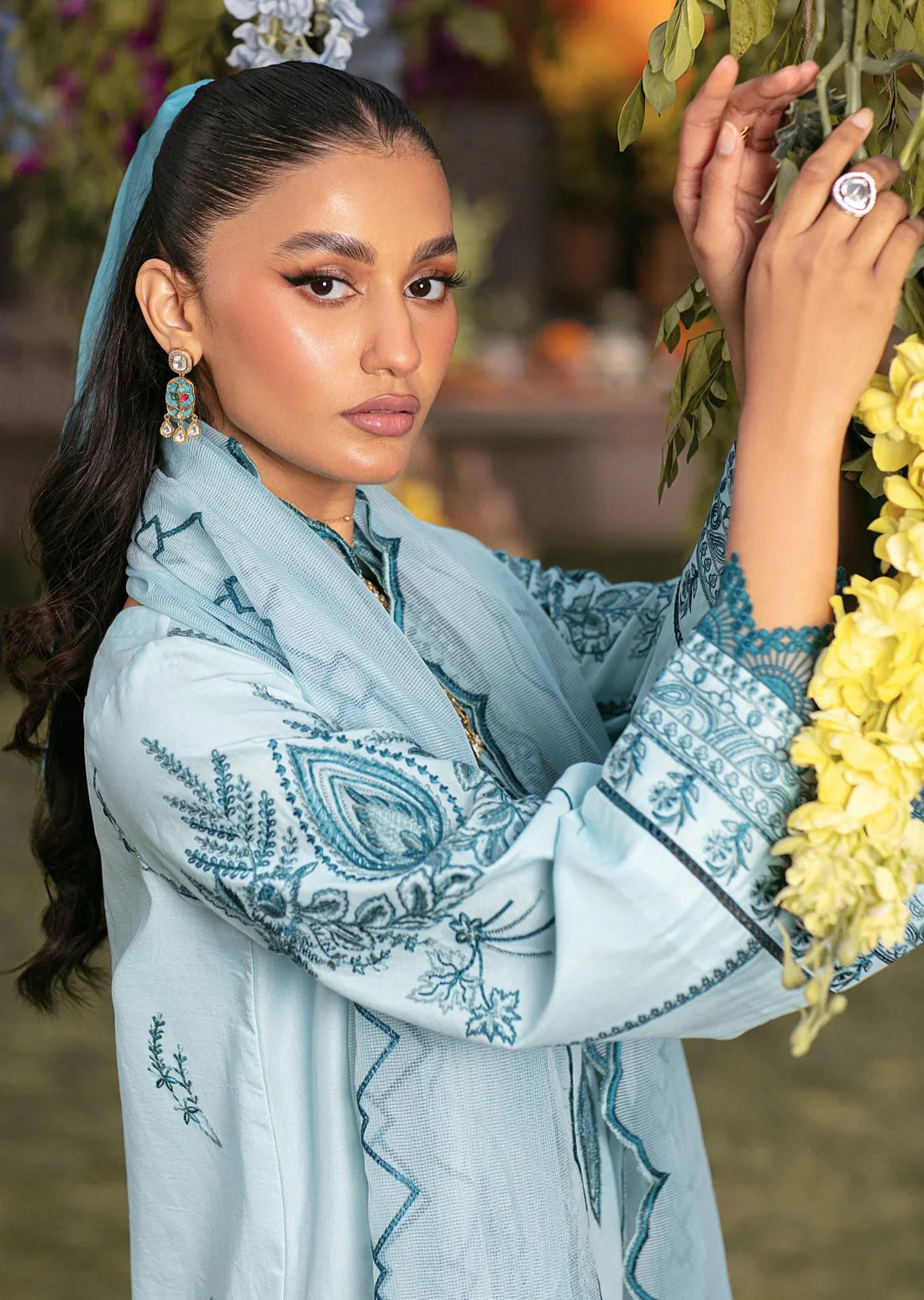Mohagni | Muntazir Luxury Lawn 24 | CM-10 by Mohagni - Designer Dress - Type: Ladies Clothes - Available at Libayah - 100% Original