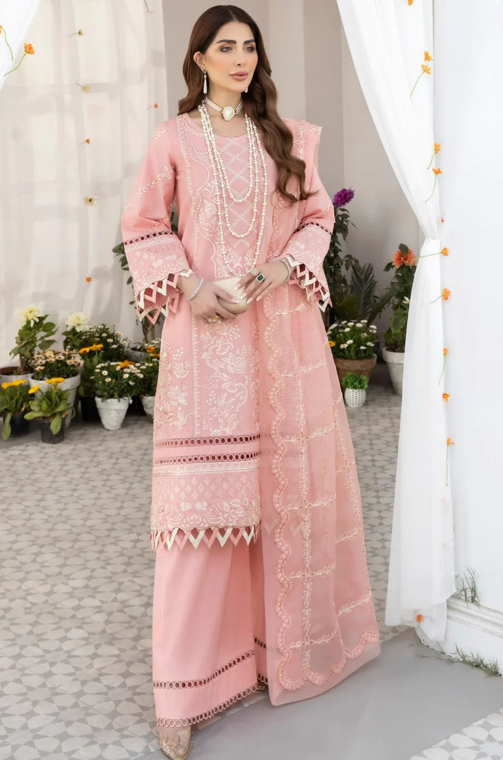 Mohagni | Muntazir Luxury Lawn 24 | AM-07 by Mohagni - Designer Dress - Type: Ladies Clothes - Available at Libayah - 100% Original