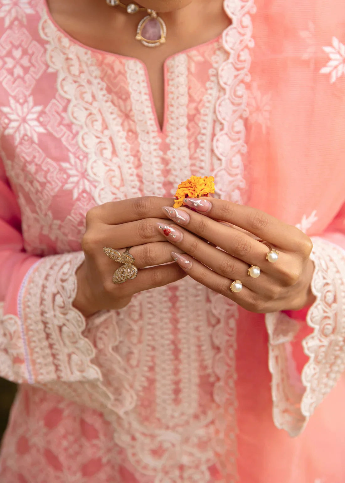 Mohagni | Muntazir Luxury Lawn 24 | MGZ-12 by Mohagni - Designer Dress - Type: Ladies Clothes - Available at Libayah - 100% Original