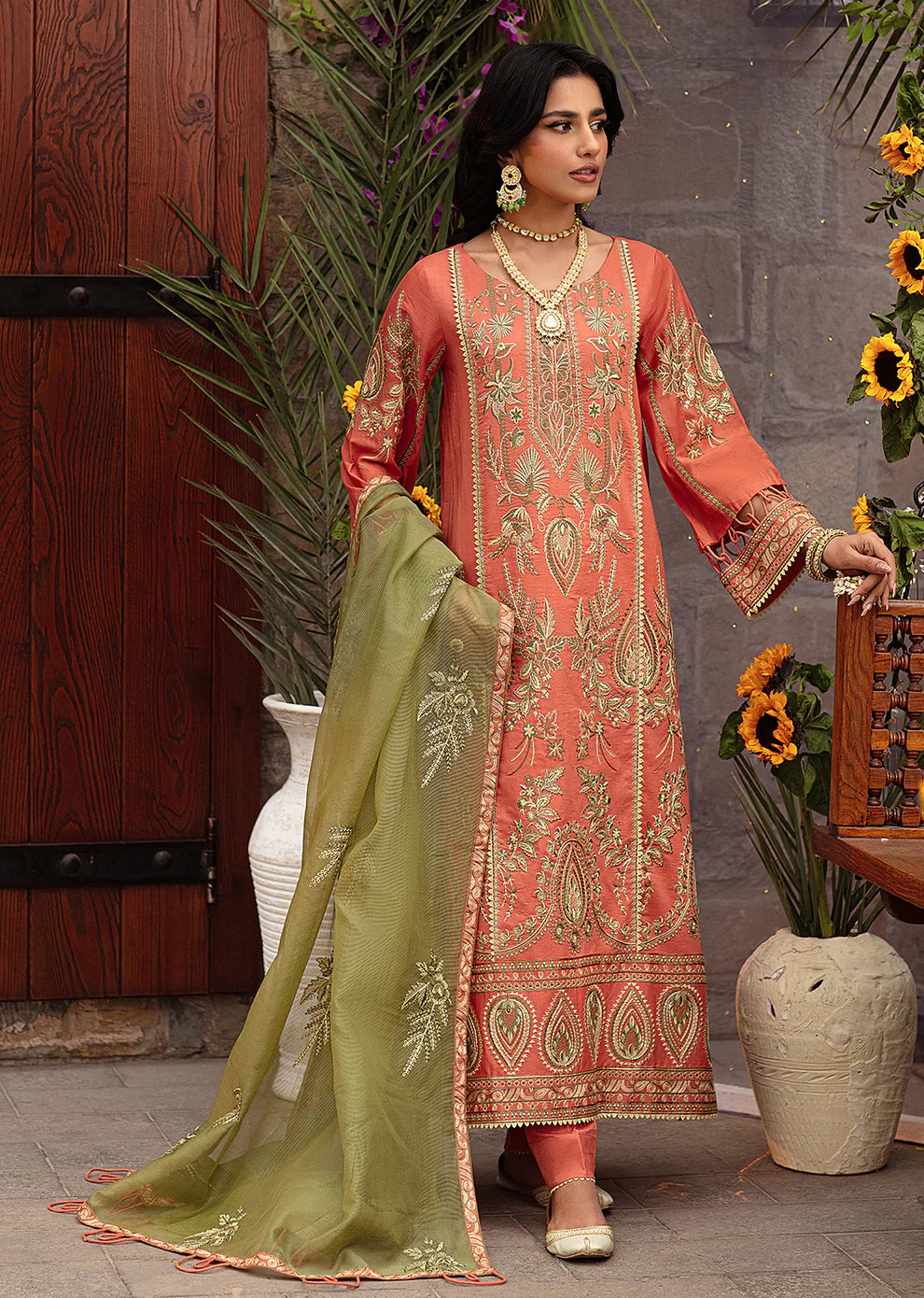Mohagni | Muntazir Luxury Lawn 24 | CM-09 by Mohagni - Designer Dress - Type: Ladies Clothes - Available at Libayah - 100% Original