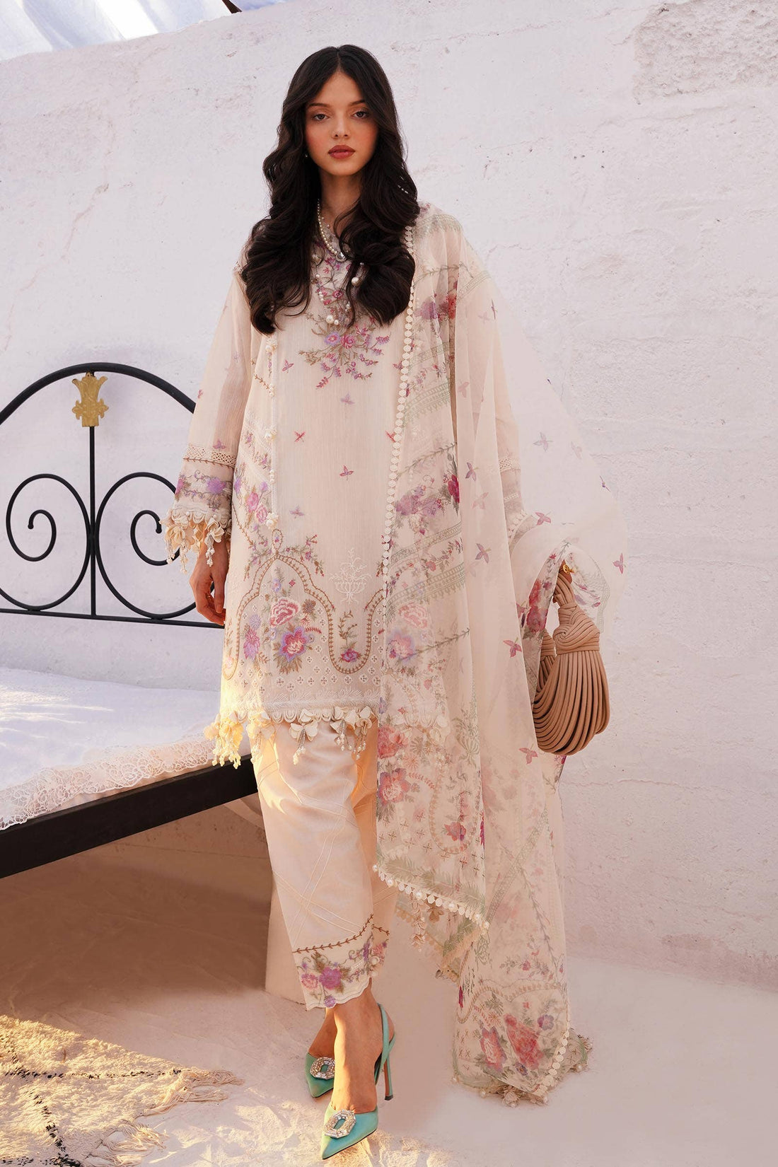 Sana Safinaz | Muzlin Spring 24 | M241-005A-CL by Sana Safinaz - Designer Dress - Type: Ladies Clothes - Available at Libayah - 100% Original
