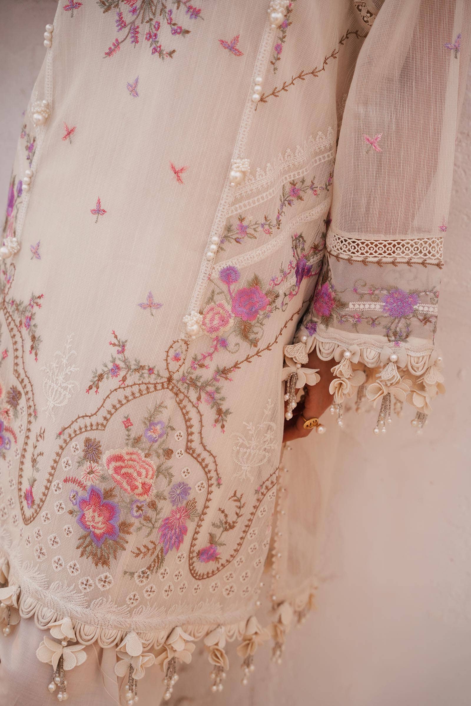 Sana Safinaz | Muzlin Spring 24 | M241-005A-CL by Sana Safinaz - Designer Dress - Type: Ladies Clothes - Available at Libayah - 100% Original