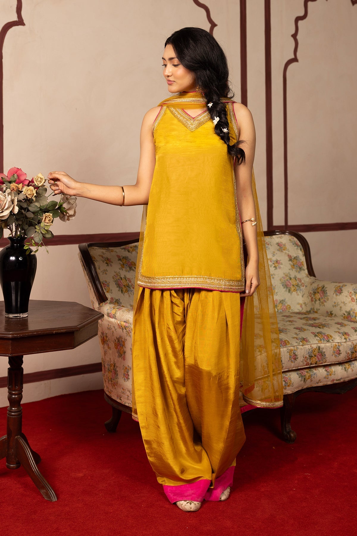 Erum Khan | Intezar e Eid | Naqsh - Designer Dress - Type : Ladies Clothes - Available at Libayah - 100% Original