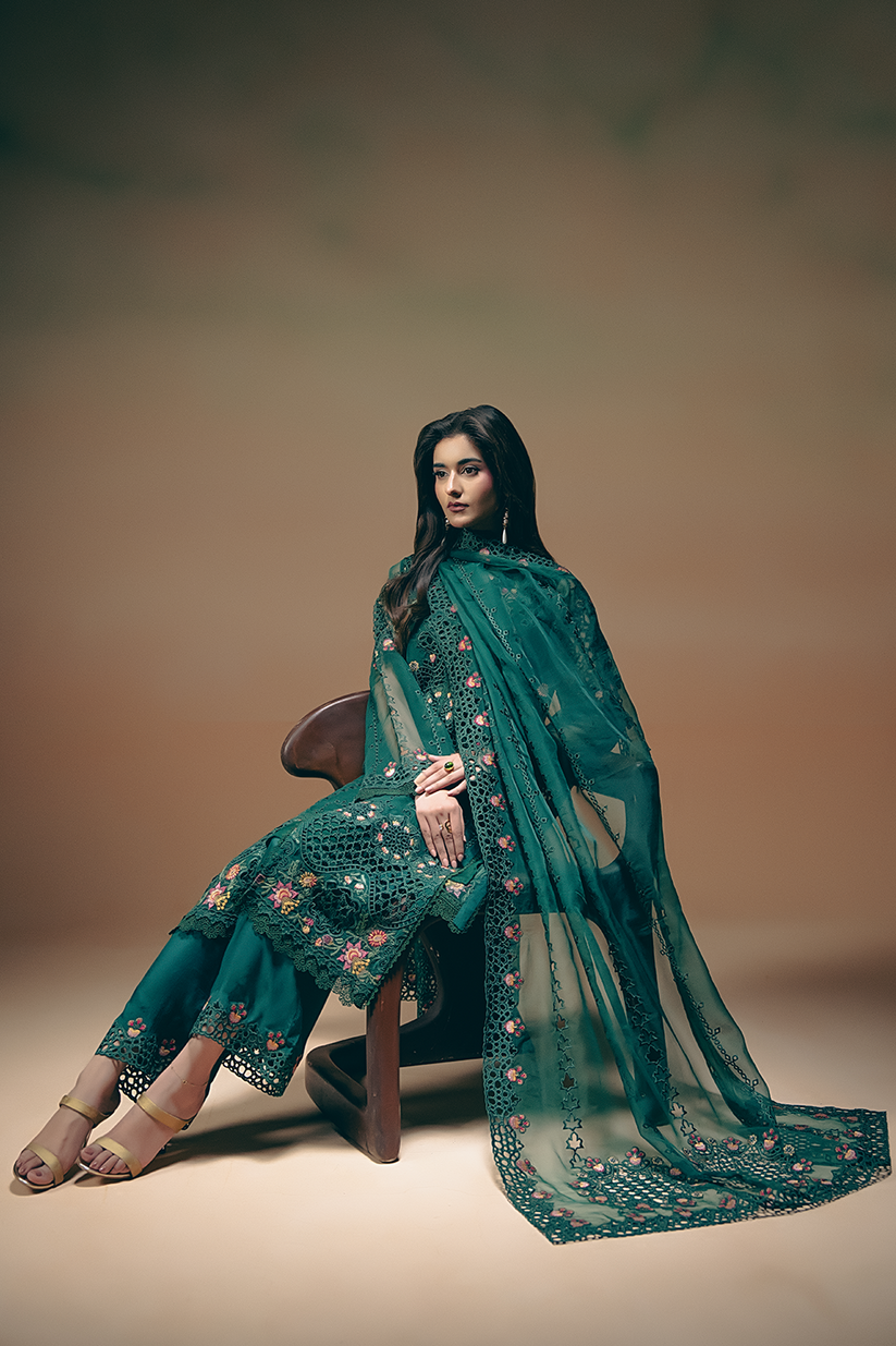 Saad Shaikh | Cutwork 26 | Orin by Saad Shaikh - Designer Dress  - Type : Ladies Clothes - Available at Libayah - 100% Original 