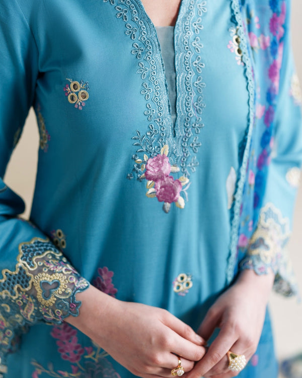 Neeshay | Whispers of Summer Luxury Lawn | SKYLA - by Libayah - Registered Vendor of : Neeshay - 100% Original Designer Dress