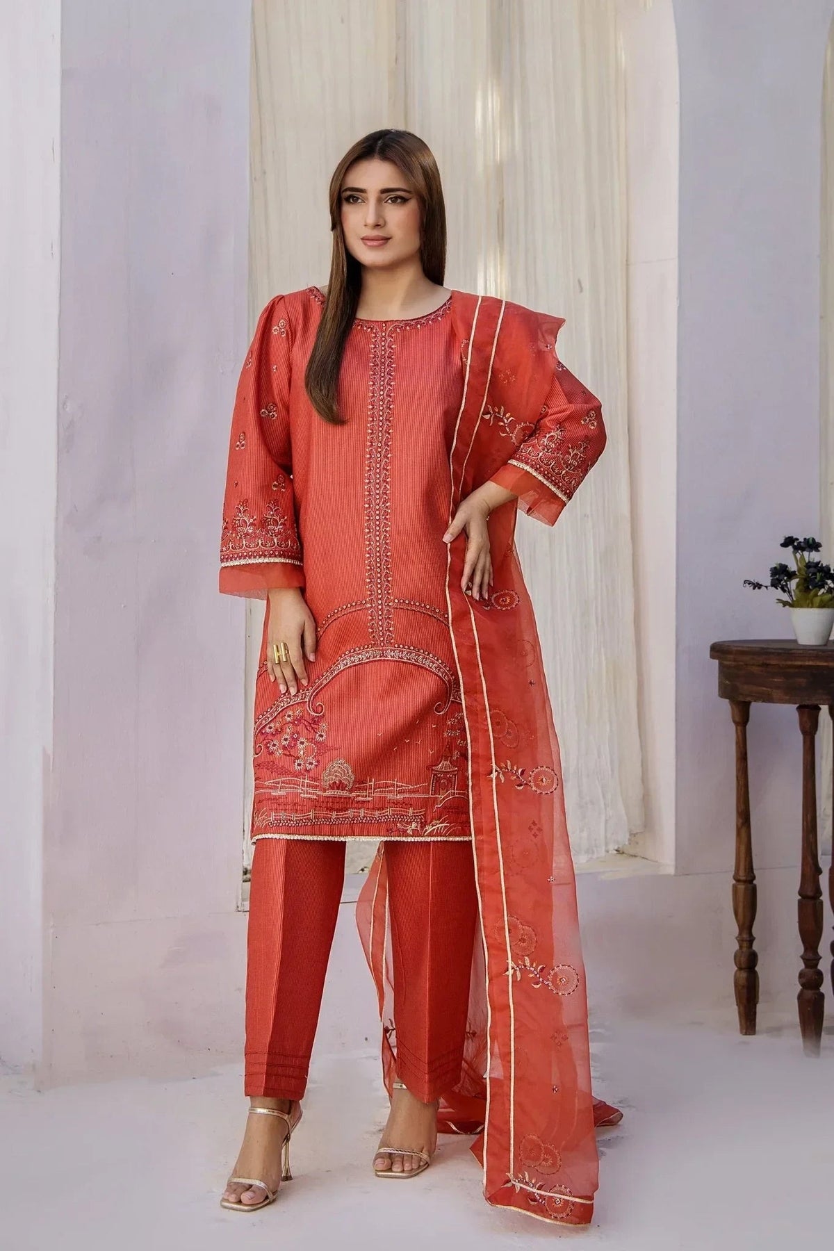 SAFRON – authentic Pakistani dress from the Rajwani Sohani Casual Pret collection for women in the UK