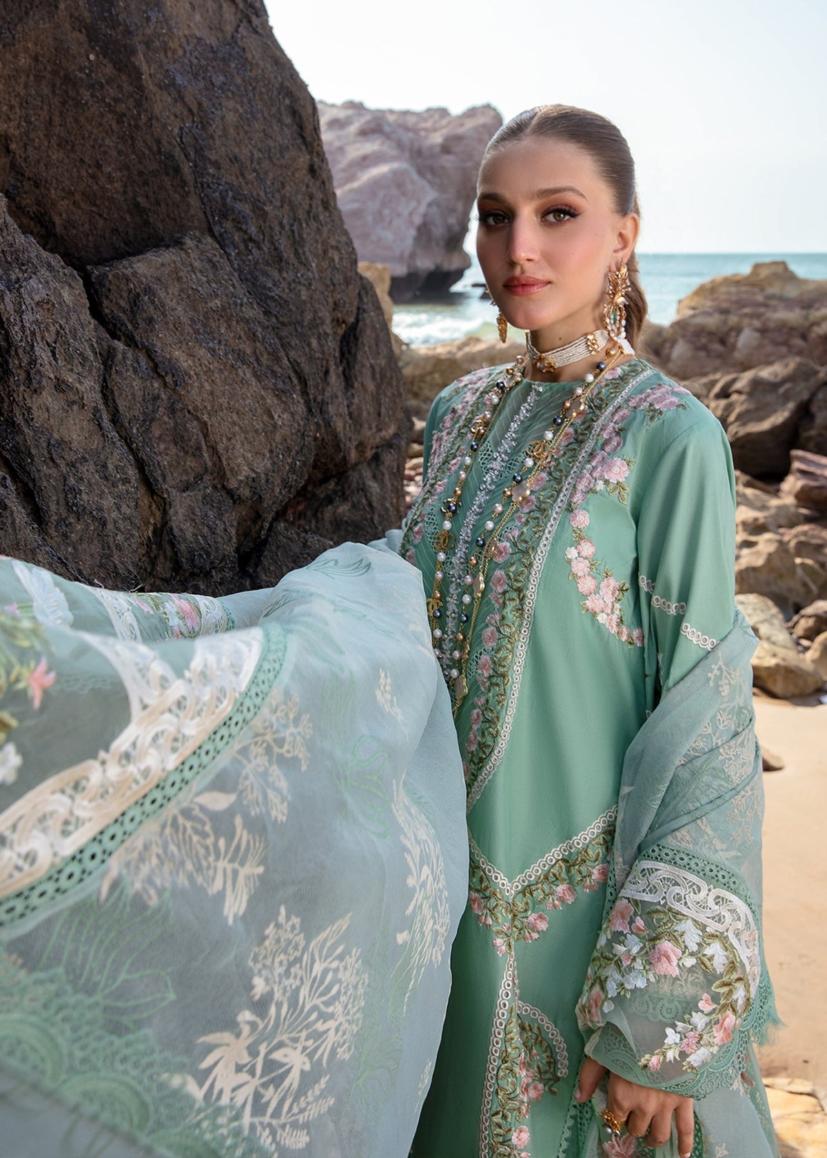 Crimson | Lawn 24 | Winds of Eden - Jade by Crimson - Designer Dress - Type: Ladies Clothes - Available at Libayah - 100% Original