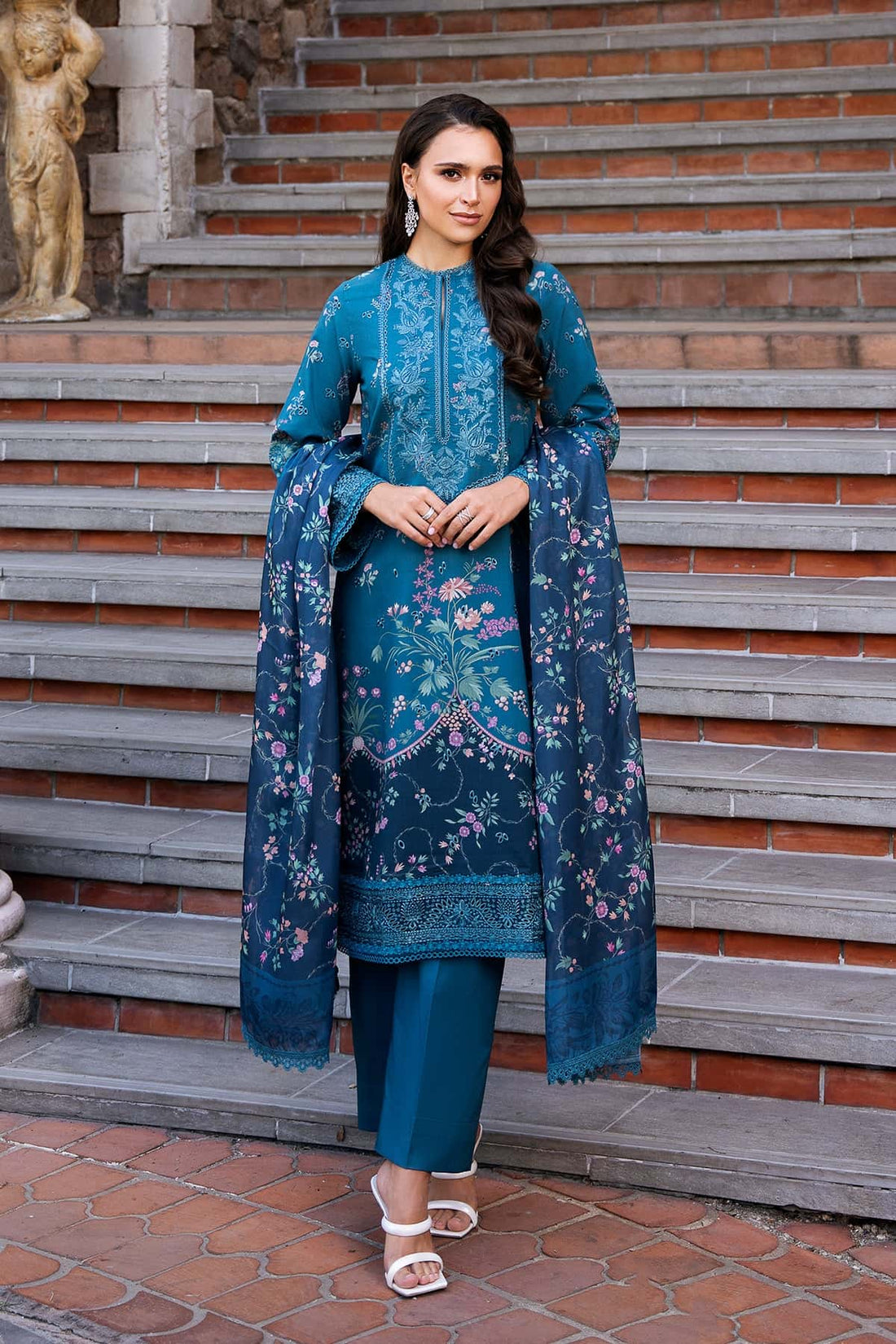 Afrozeh | Damask The Holiday Edit 25 | Rosheen B by Afrozeh - Designer Dress - Type: Ladies Clothes - Available at Libayah - 100% Original