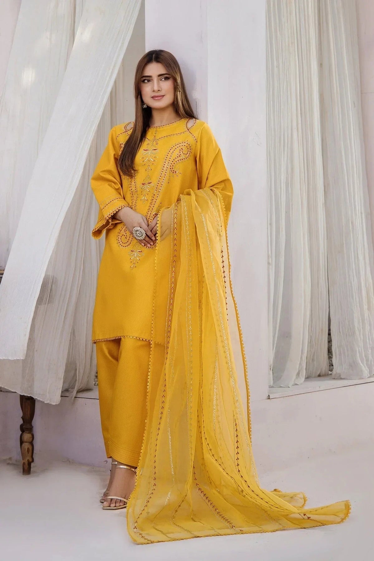SUNLIGHT – authentic Pakistani dress from the Rajwani Sohani Casual Pret collection for women in the UK
