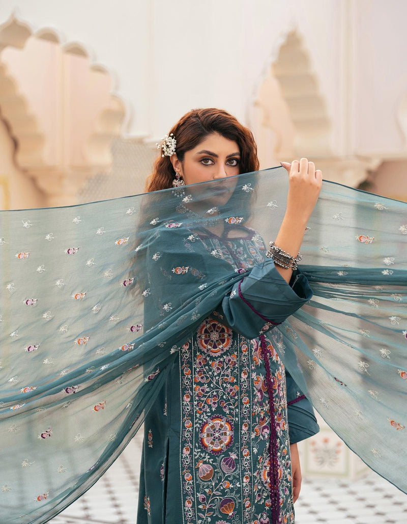 Taanabaana | Bano Series | B3213 by TaanaBaana - Designer Dress - Type: Ladies Clothes - Available at Libayah - 100% Original