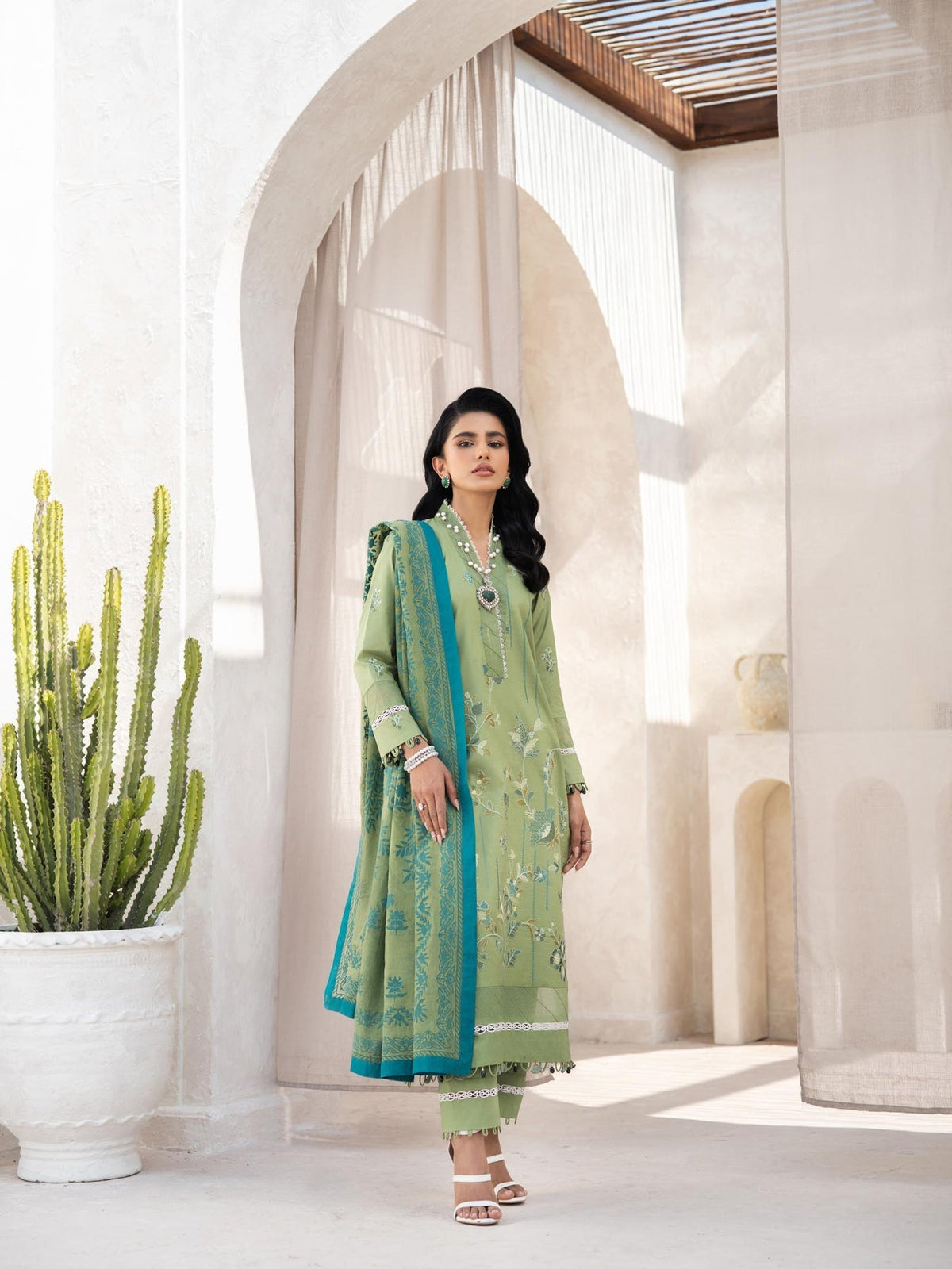 Taanabaana | Mem Saab Collection | M3242 by TaanaBaana - Designer Dress - Type: Ladies Clothes - Available at Libayah - 100% Original