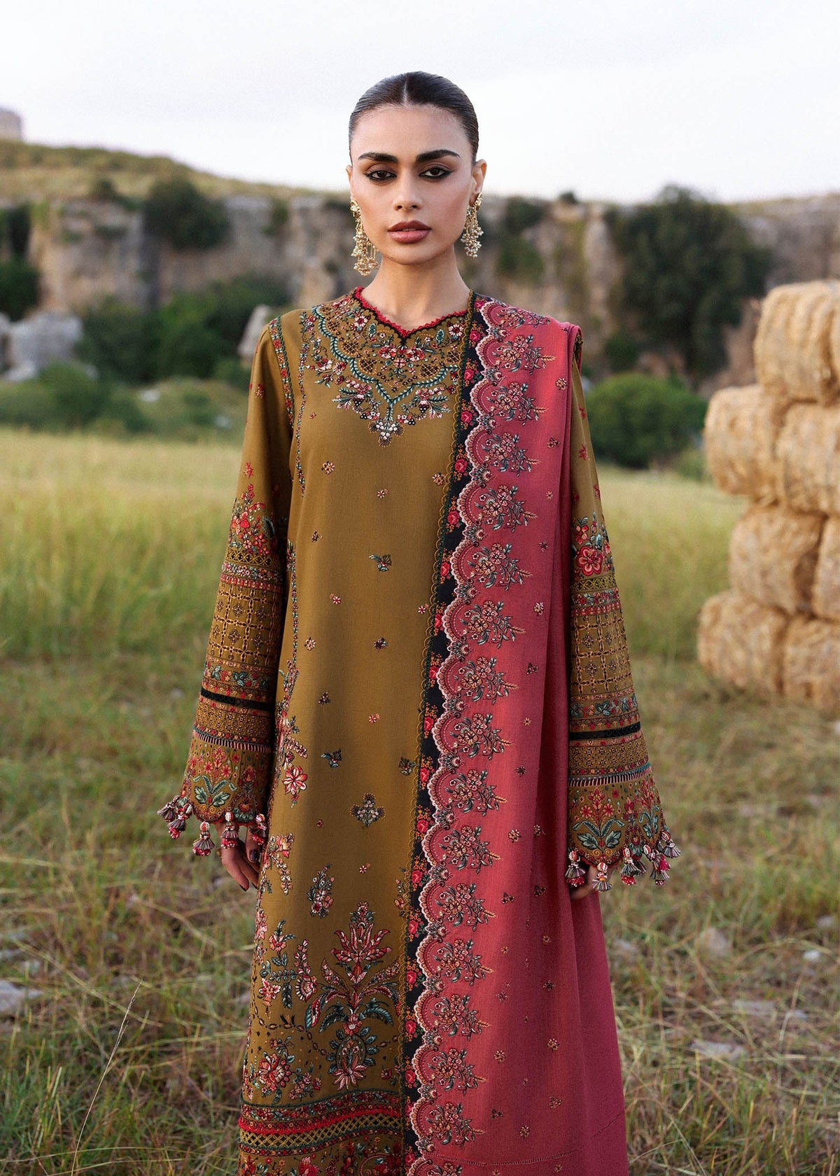 Hussain Rehar | Khaddar 25 | Gitiara by Hussain Rehar - Designer Dress - Type : Ladies Clothes - Available at Libayah - 100% Original 
