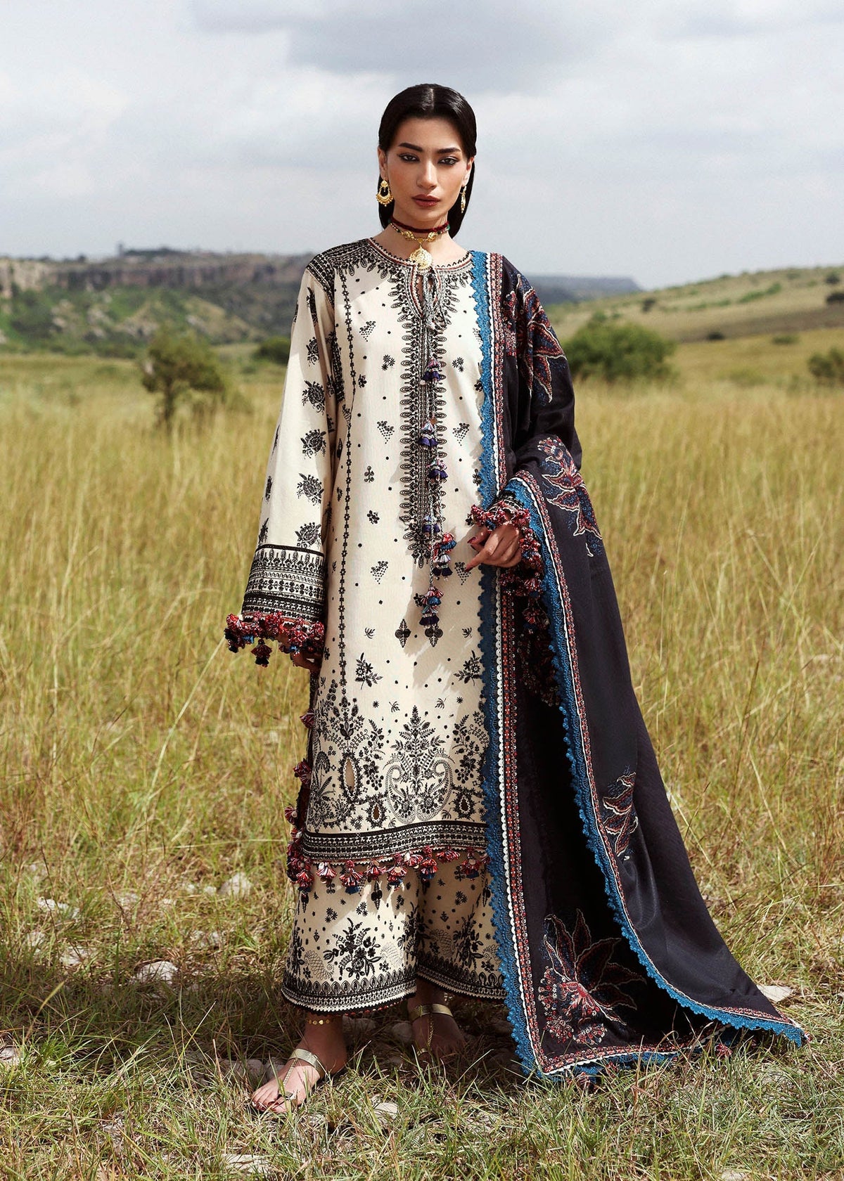 Hussain Rehar | Khaddar 25 | Dhanak by Hussain Rehar - Designer Dress - Type : Ladies Clothes - Available at Libayah - 100% Original 