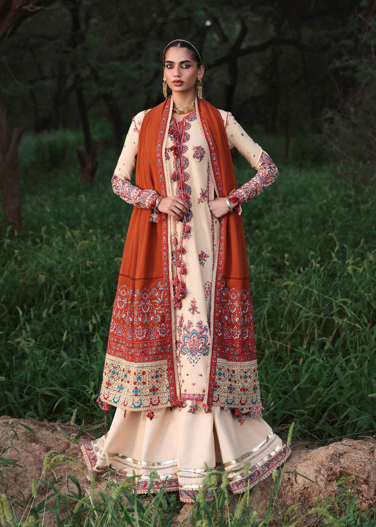 Riva – authentic Pakistani dress from the Hussain Rehar Karandi 25 collection for women in the UK.