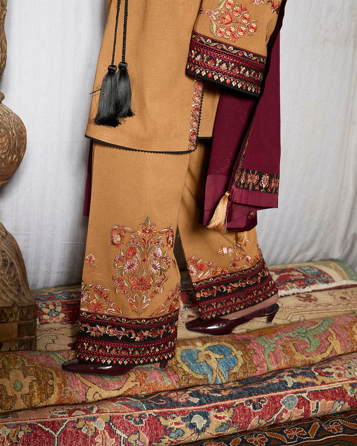 Jugnu | Karandi 25 | Zrov by Jugnu - Designer Dress  - Type : Ladies Clothes - Available at Libayah - 100% Original 