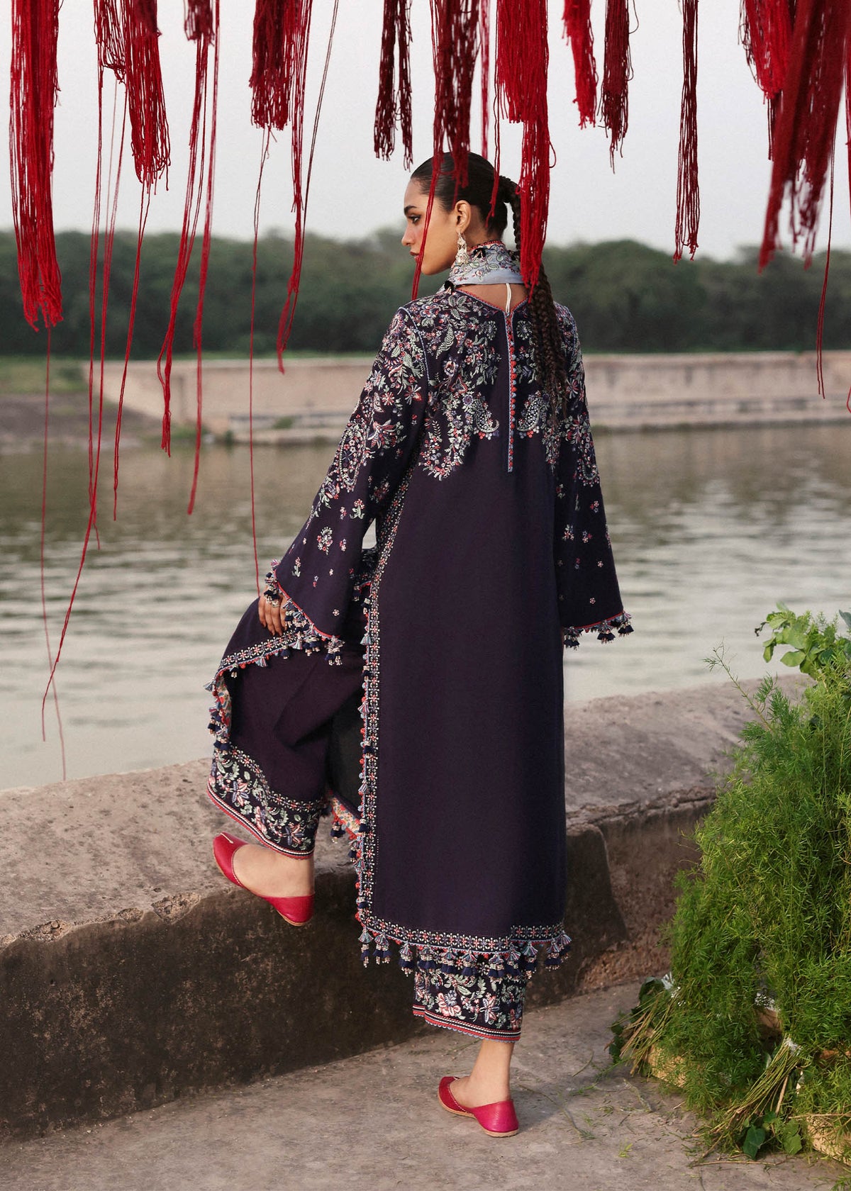 Rouge – authentic Pakistani dress from the Hussain Rehar Karandi 25 collection for women in the UK.