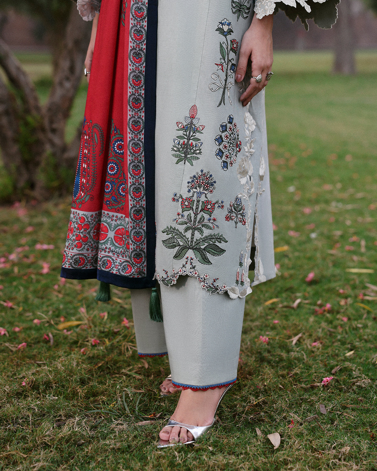Jugnu | Khaddar 25 | Heran by Jugnu - Designer Dress - Type : Ladies Clothes - Available at Libayah - 100% Original 
