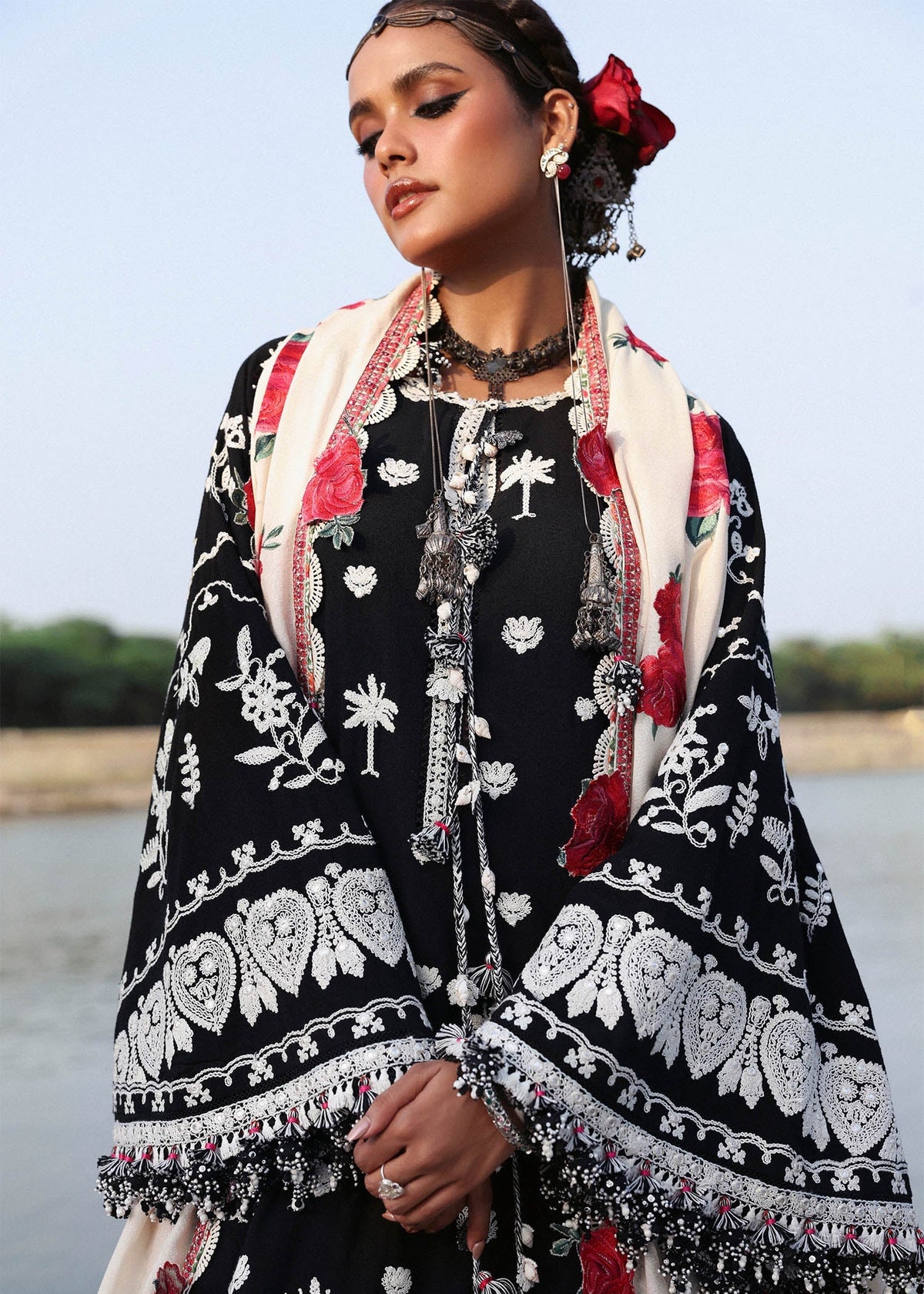 Rose – authentic Pakistani dress from the Hussain Rehar Karandi 25 collection for women in the UK.